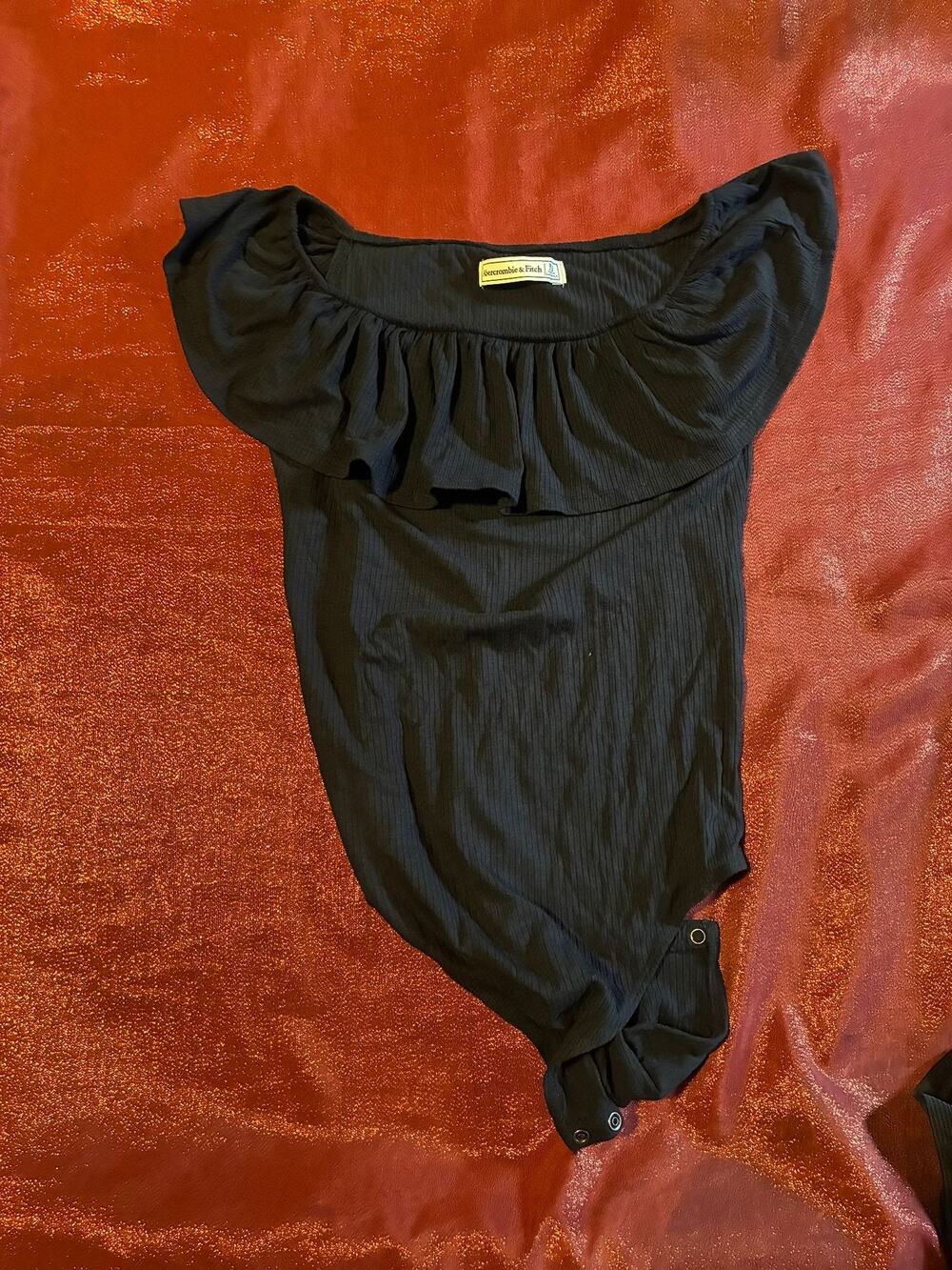 Abercrombie & Fitch Bodysuit Womens M Black Off Shoulder Ruffle Ribbed Snap